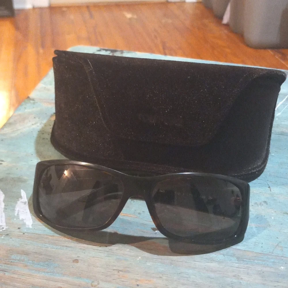 Dolce & Gabbana sunglasses - Picture 13 of 16